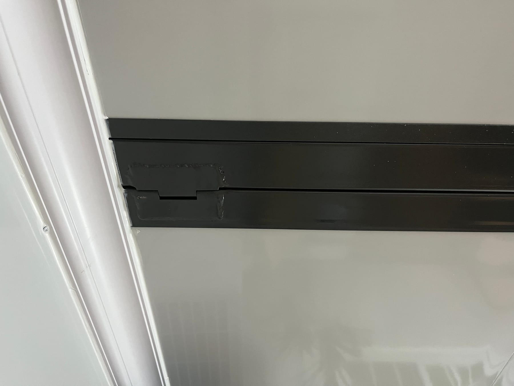 Reinforced hinge detail detail on expandable container house